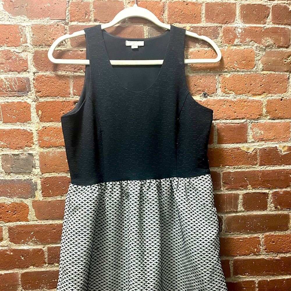 5 for $20! Textured fit and flare a line brocade